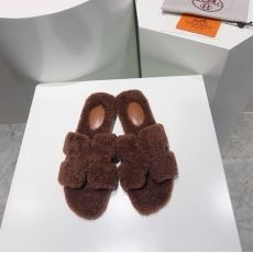 Hermes Slippers